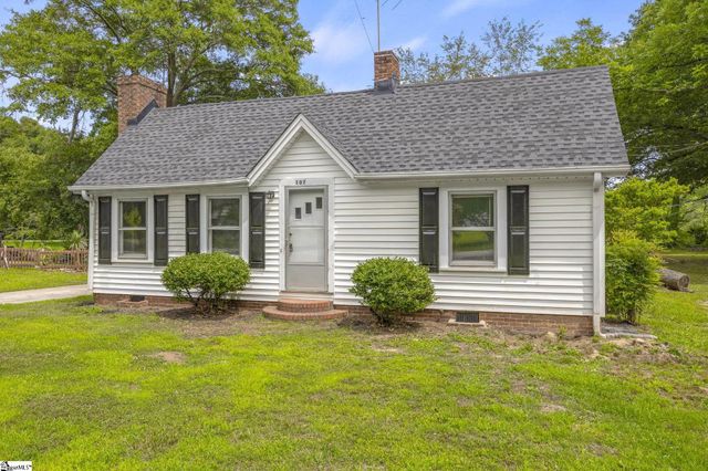 107 W Marion Road, Greenville, SC 29617