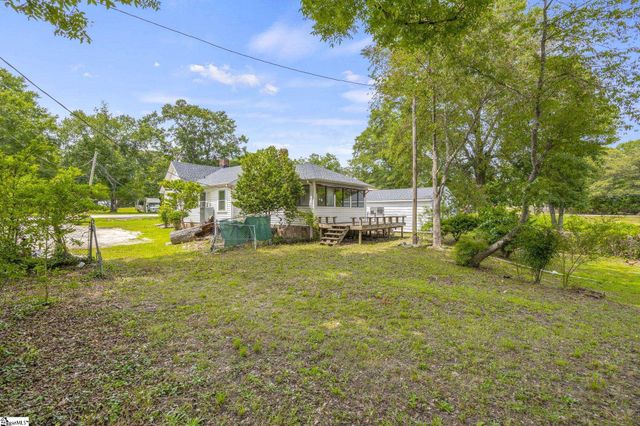 107 W Marion Road, Greenville, SC 29617