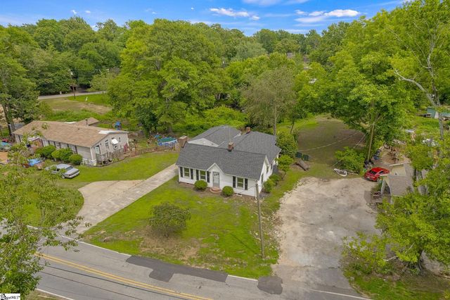107 W Marion Road, Greenville, SC 29617