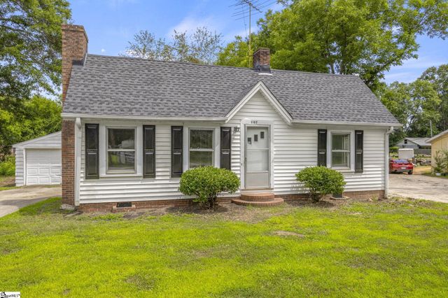 107 W Marion Road, Greenville, SC 29617