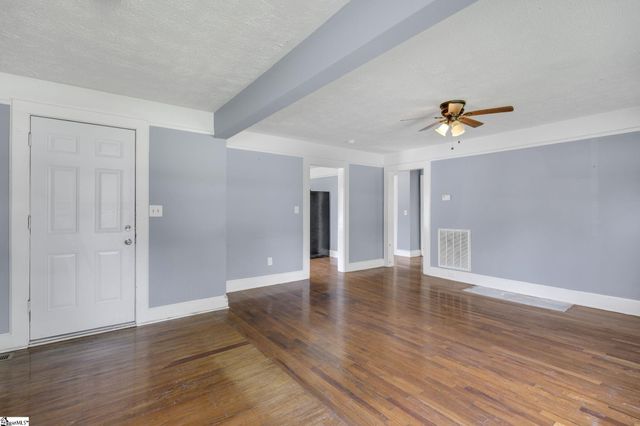 107 W Marion Road, Greenville, SC 29617