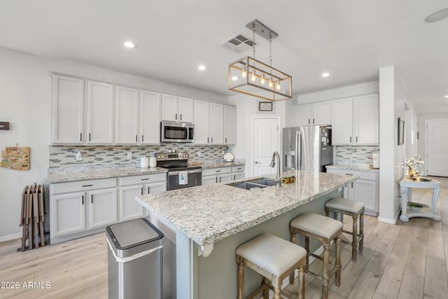 1156 E DUXBURY Court, Gilbert, AZ 85297