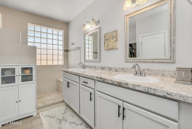 1156 E DUXBURY Court, Gilbert, AZ 85297