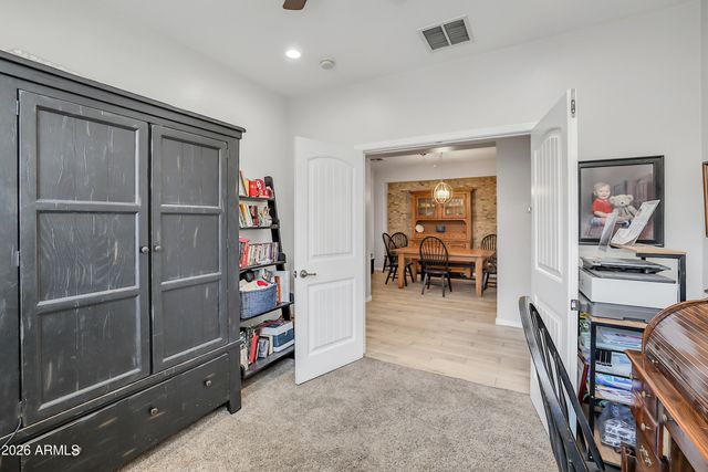 1156 E DUXBURY Court, Gilbert, AZ 85297