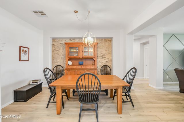 1156 E DUXBURY Court, Gilbert, AZ 85297