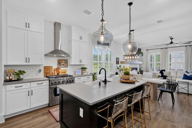 100 Crimson Street, Summerville, SC 29486