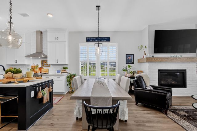 100 Crimson Street, Summerville, SC 29486