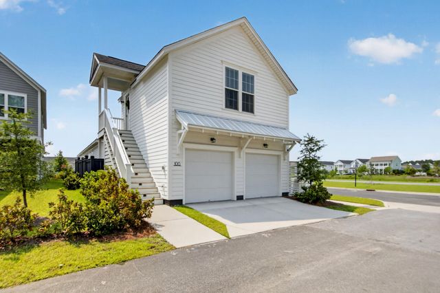 100 Crimson Street, Summerville, SC 29486