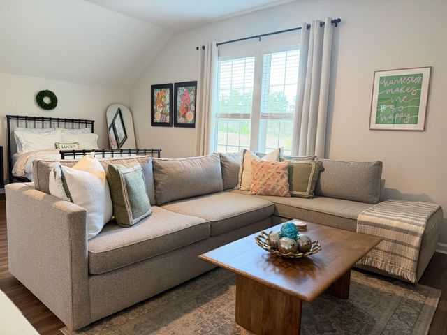 100 Crimson Street, Summerville, SC 29486