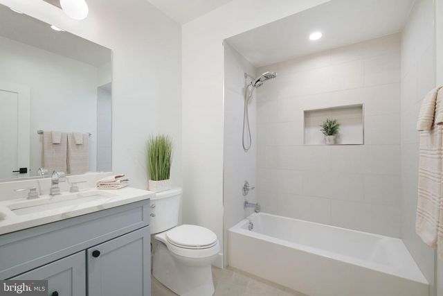 3714 FARRAGUT AVE, Kensington, MD 20895