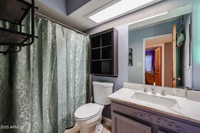 556 W KIVA Avenue, Mesa, AZ 85210