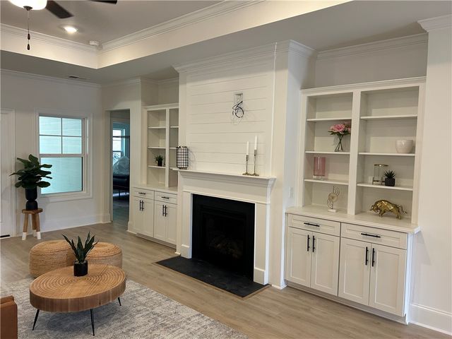 138 Shale Drive, Central, SC 29630