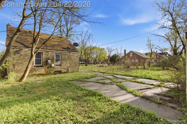 12727 Maiden Street, Detroit, MI 48213