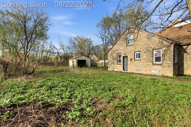 12727 Maiden Street, Detroit, MI 48213