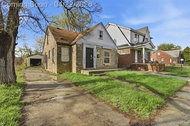 12727 Maiden Street, Detroit, MI 48213