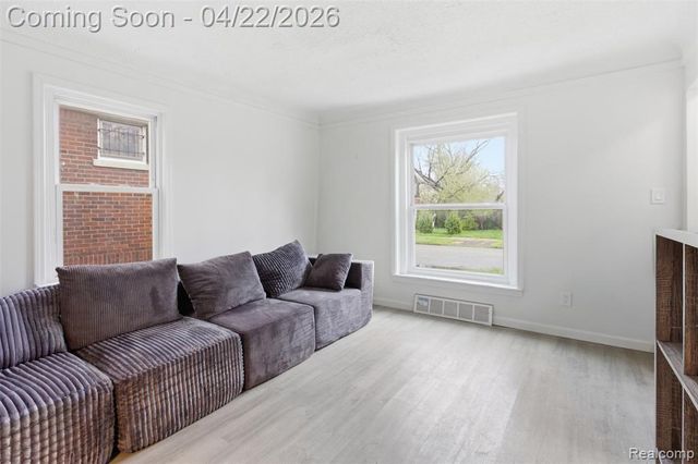 12727 Maiden Street, Detroit, MI 48213