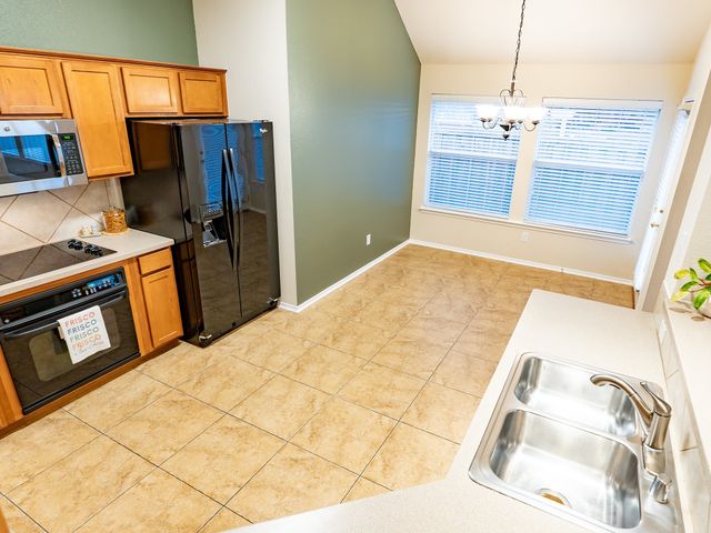 11217 Clover Knoll Drive, Frisco, TX 75035