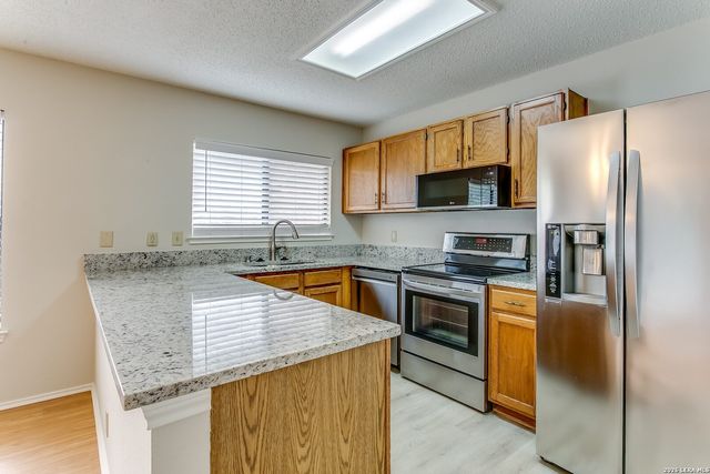 11018 Almond Park, San Antonio, TX 78249