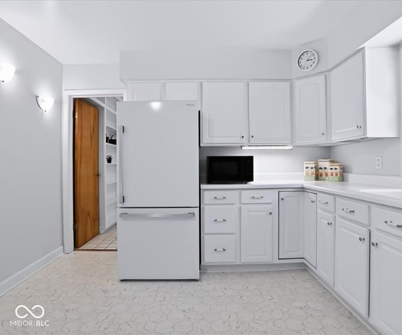 811 S Eastside Drive, Bloomington, IN 47401