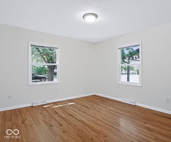 811 S Eastside Drive, Bloomington, IN 47401