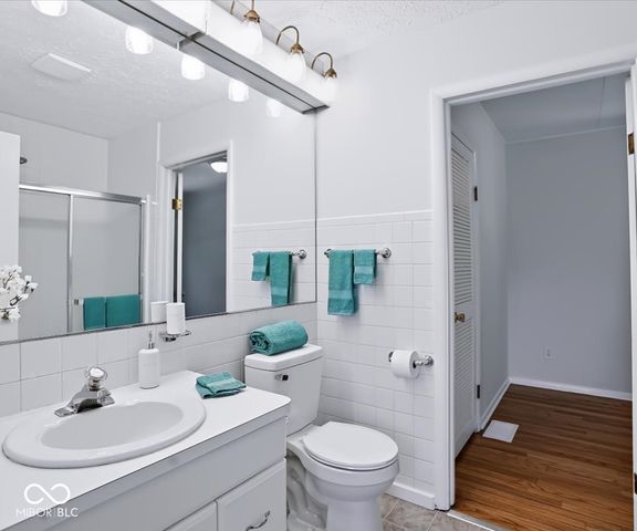 811 S Eastside Drive, Bloomington, IN 47401