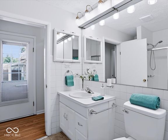 811 S Eastside Drive, Bloomington, IN 47401