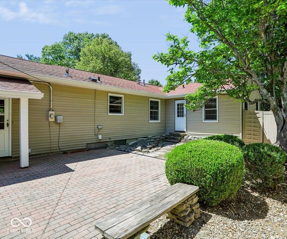 811 S Eastside Drive, Bloomington, IN 47401