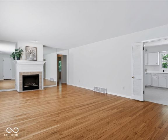 811 S Eastside Drive, Bloomington, IN 47401