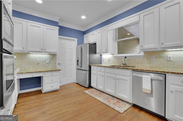 1543 Laurel Park Circle NE, Atlanta, GA 30329