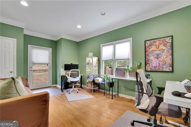 1543 Laurel Park Circle NE, Atlanta, GA 30329