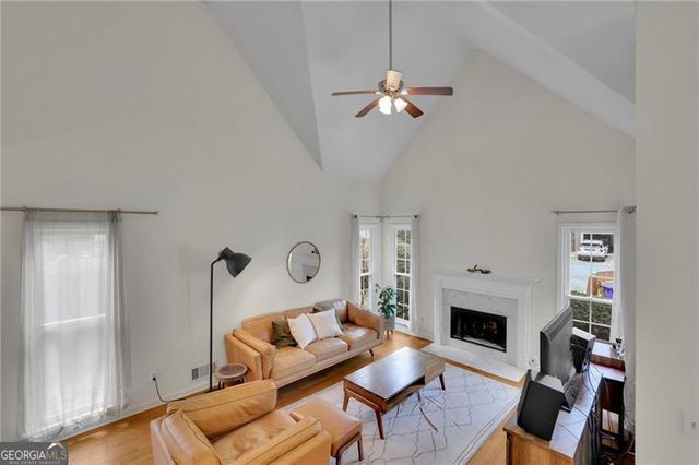 1543 Laurel Park Circle NE, Atlanta, GA 30329