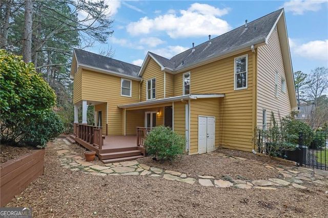 1543 Laurel Park Circle NE, Atlanta, GA 30329
