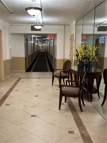 4250 GALT OCEAN Drive 9F, Fort Lauderdale, FL 33308