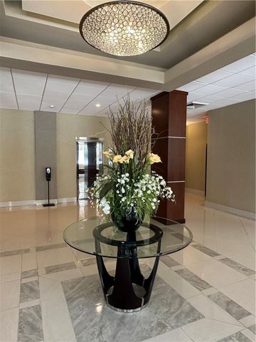 4250 GALT OCEAN Drive 9F, Fort Lauderdale, FL 33308
