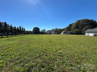 127 Donsdale Drive, Statesville, NC 28625