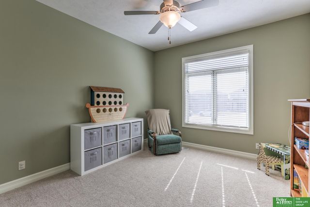 19508 Poppleton Circle, Omaha, NE 68130