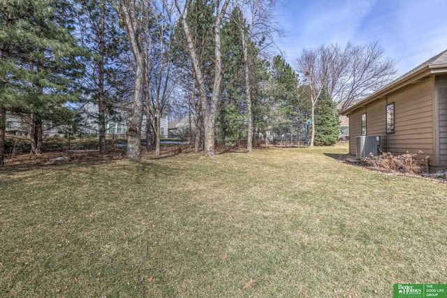 19508 Poppleton Circle, Omaha, NE 68130