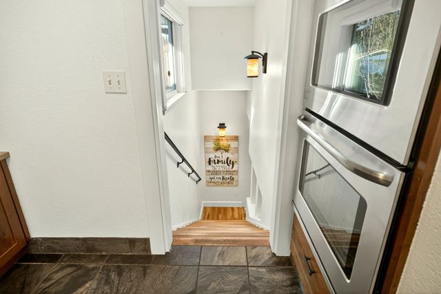 120 Graham Street, Jacksonville, OR 97530