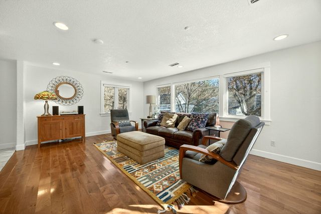 120 Graham Street, Jacksonville, OR 97530