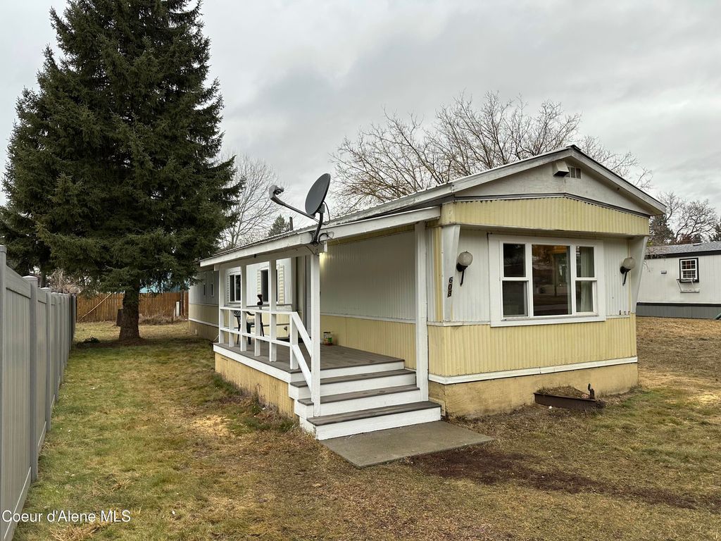 608 S Meadowdale Ave, Oldtown, ID 83822