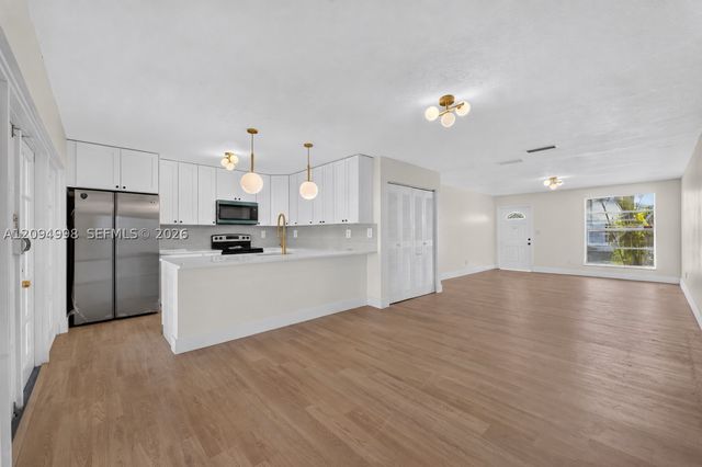 20816 SW 103rd Pl, Cutler Bay, FL 33189