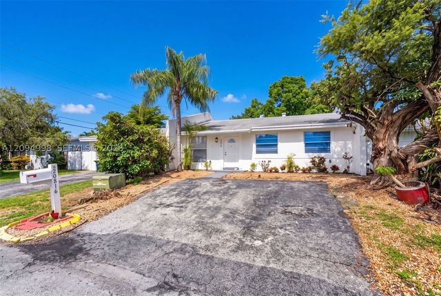 20816 SW 103rd Pl, Cutler Bay, FL 33189