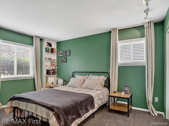 3740 Clintonville Road, Waterford, MI 48329
