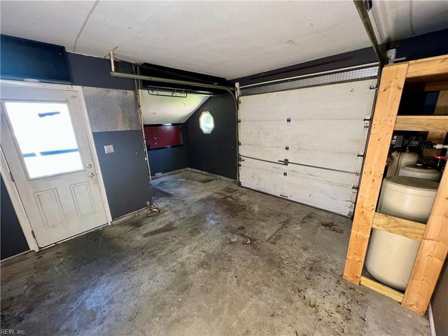 119 Admiral CT, Hampton, VA 23669