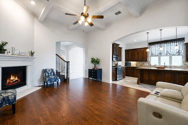 812 Lake Meadow Lane, Little Elm, TX 75068