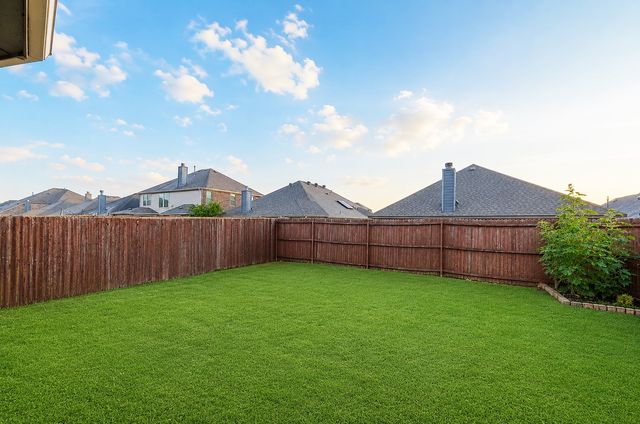 812 Lake Meadow Lane, Little Elm, TX 75068