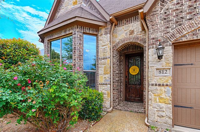 812 Lake Meadow Lane, Little Elm, TX 75068