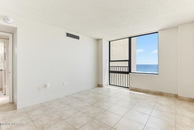 3051 S Atlantic Ave Apt 403, Daytona Beach Shores, FL 32118