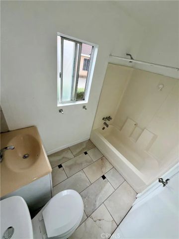 6537 Scout, Bell Gardens, CA 90201