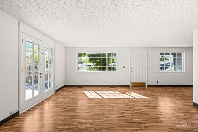 2440 S Virginia, Boise, ID 83705